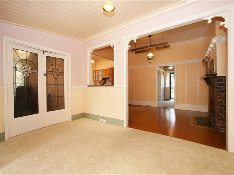 2 Herbert Street, Ringwood VIC 3134