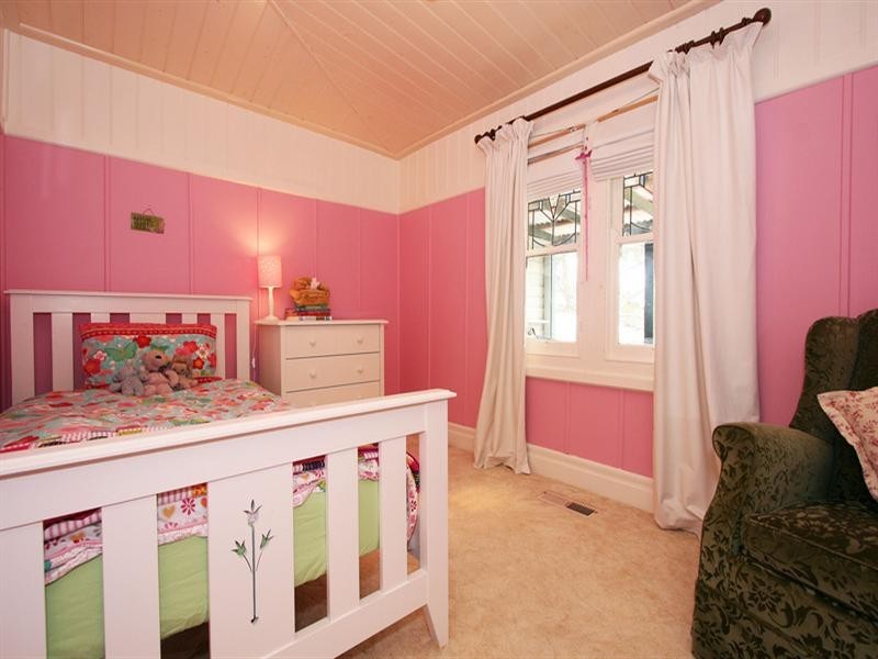 2 Herbert Street, Ringwood VIC 3134