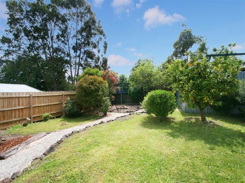 2 Herbert Street, Ringwood VIC 3134