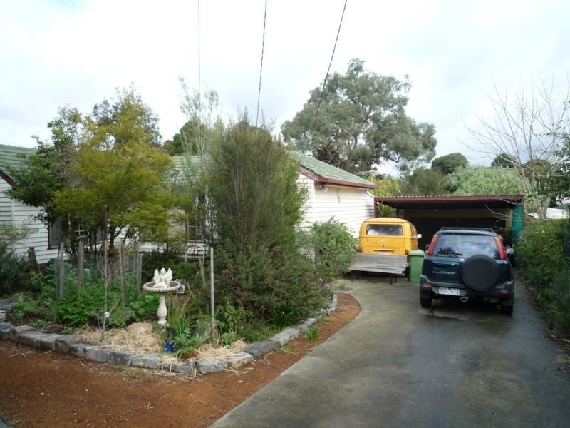 14 Highton Street, Ringwood East VIC 3135