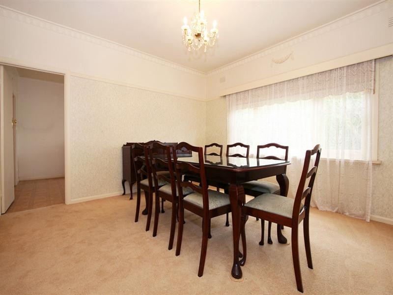 31 Dickasons Road, Heathmont VIC 3135