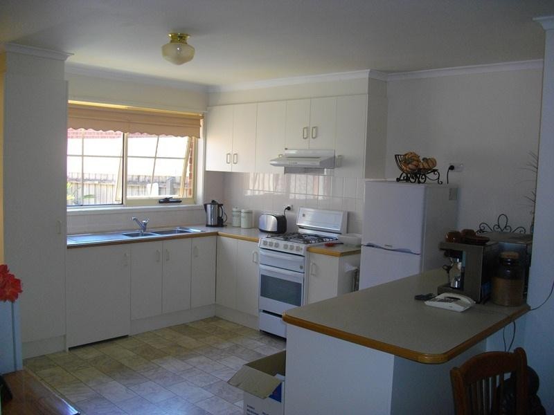 2/1 Wyrunga Street, Ringwood East VIC 3135