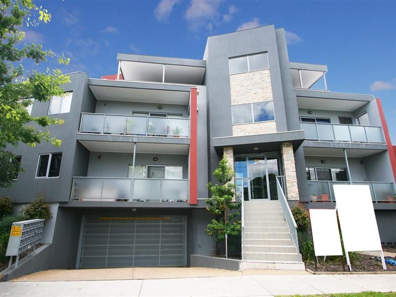 18/15-17 New Street, Ringwood VIC 3134