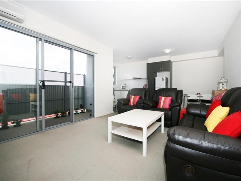 18/15-17 New Street, Ringwood VIC 3134