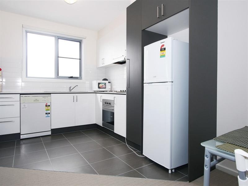 18/15-17 New Street, Ringwood VIC 3134