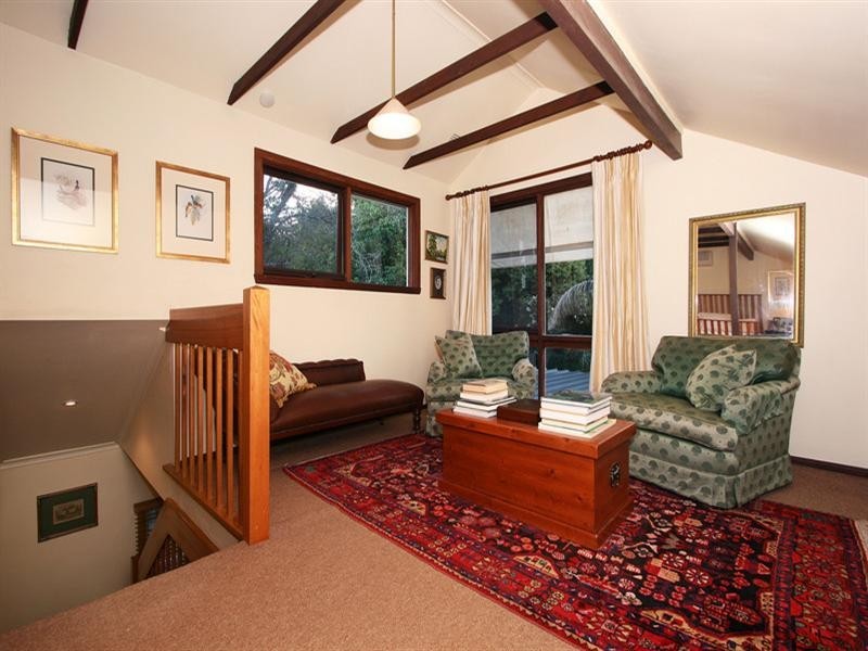 23 Evelyn Road, Ringwood North VIC 3134