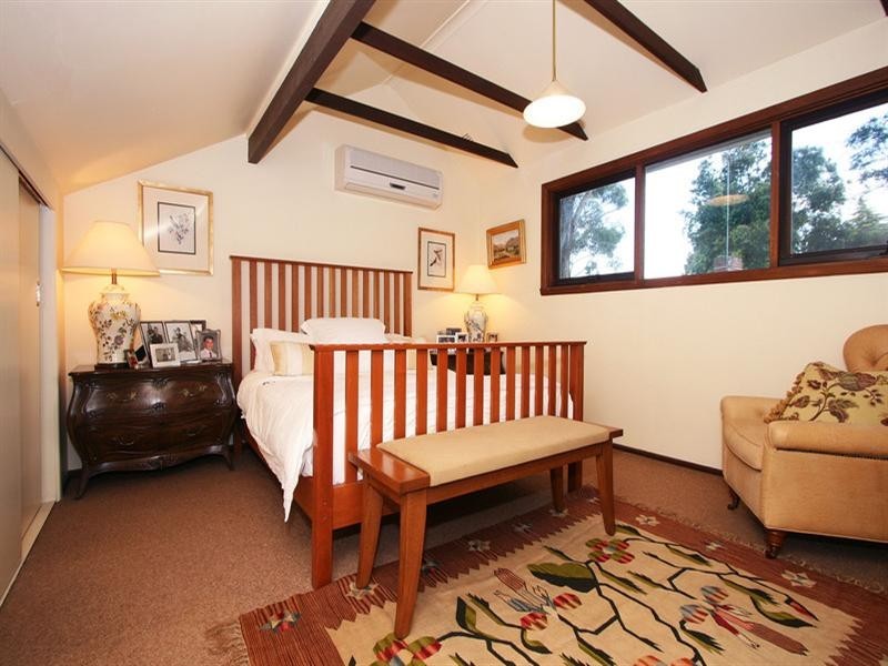 23 Evelyn Road, Ringwood North VIC 3134