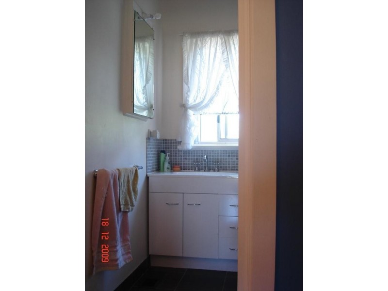 5 Bellevue Avenue, Ringwood VIC 3134