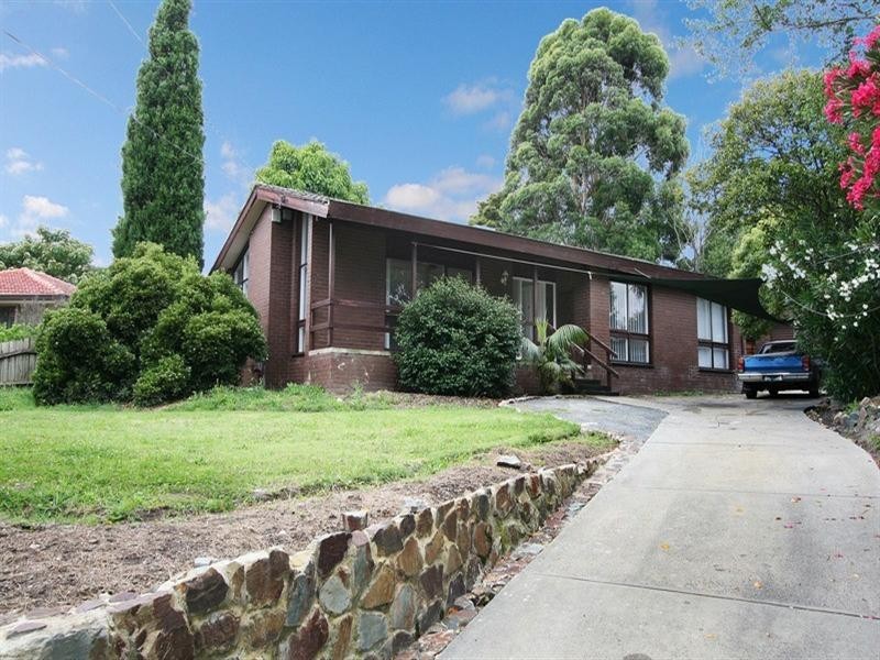 12 Marilyn Crescent, Ringwood North VIC 3134