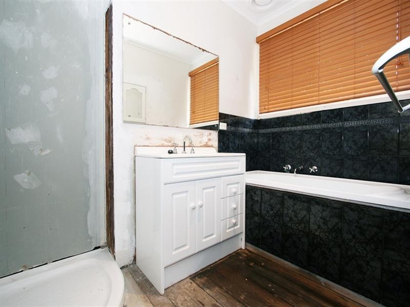 12 Marilyn Crescent, Ringwood North VIC 3134