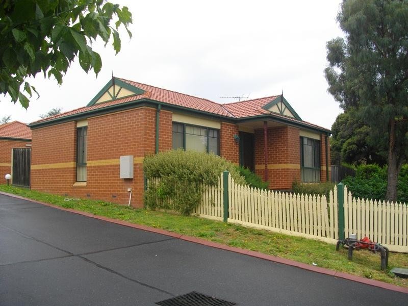 22/15 Lewis Road, Wantirna South VIC 3152