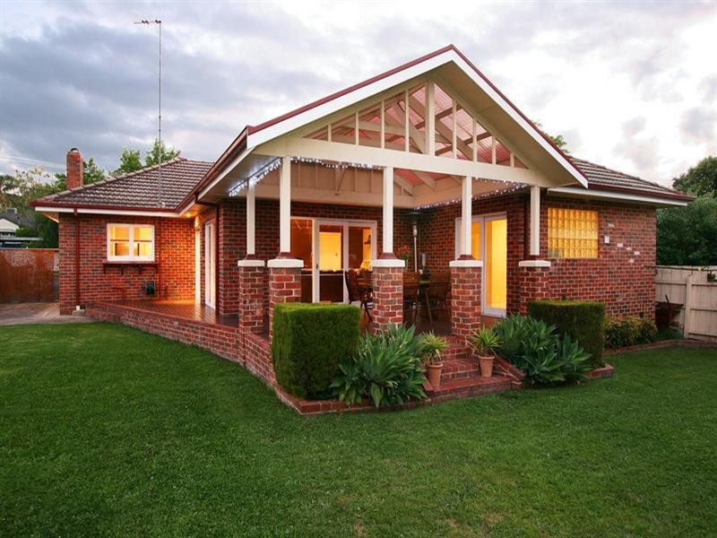 18 Keith Grove, Ringwood VIC 3134