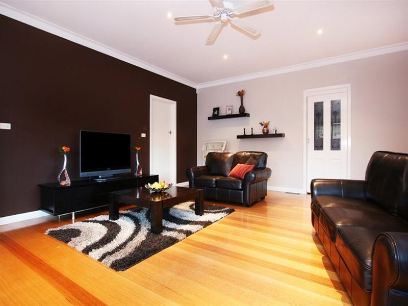 18 Keith Grove, Ringwood VIC 3134