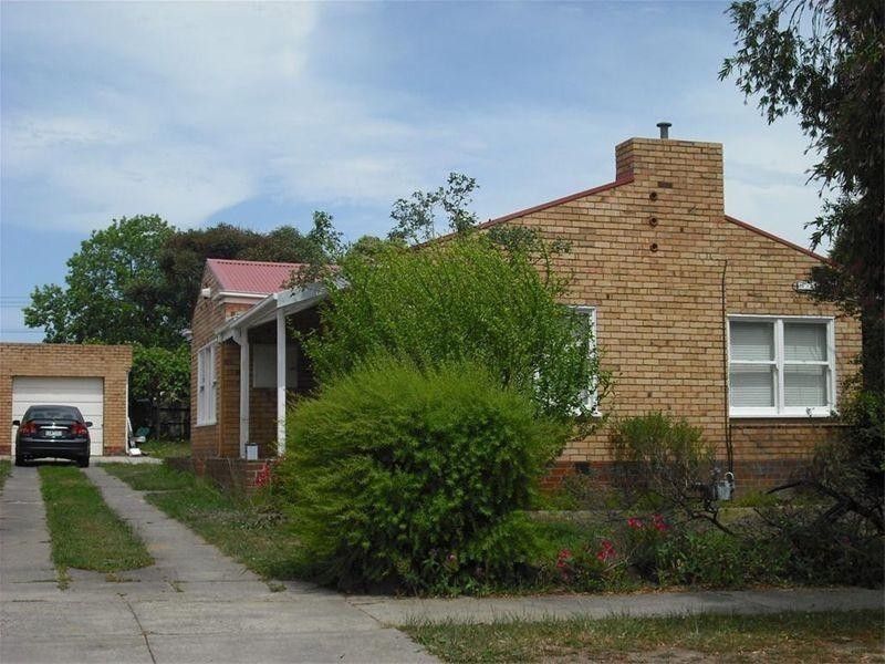 64 Bogong Avenue, Glen Waverley VIC 3150