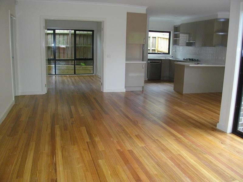 2 & 3/1 Purches Street, Mitcham VIC 3132