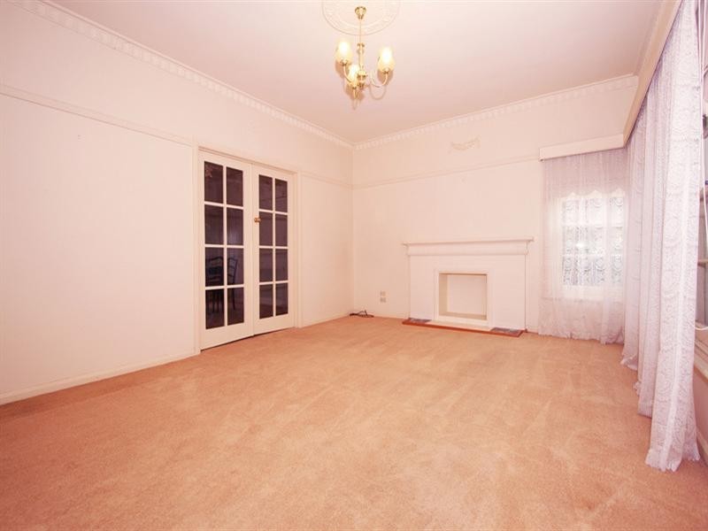 31 Dickasons Road, Heathmont VIC 3135