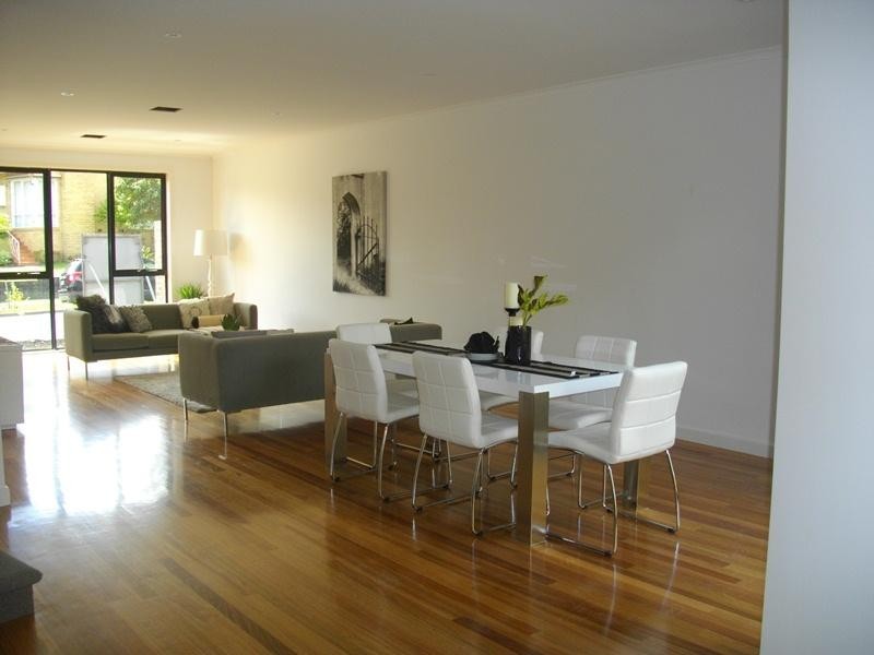 2 Arthur Street, Burwood East VIC 3151