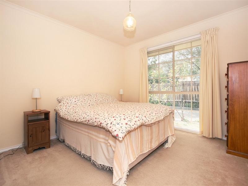 2/5 Ireland Street, Ringwood VIC 3134