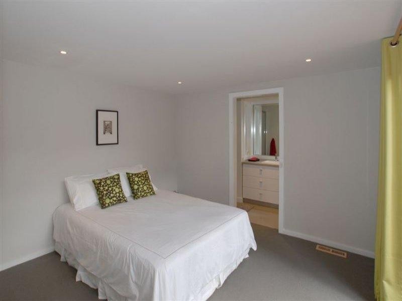 45 Felix Crescent, Ringwood North VIC 3134