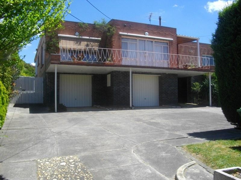 14 Mines Road, Ringwood East VIC 3135
