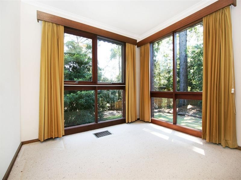 40 Pine Crescent, Ringwood North VIC 3134