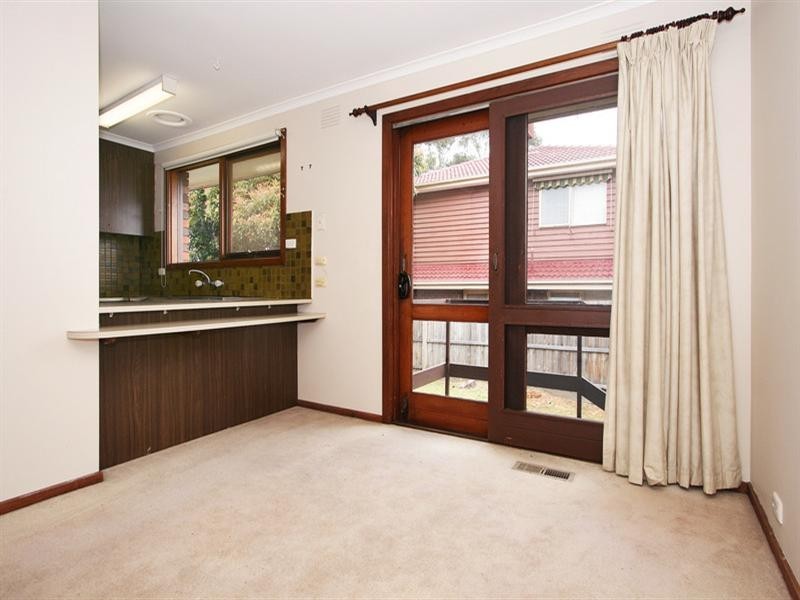 25 Davison Street, Mitcham VIC 3132
