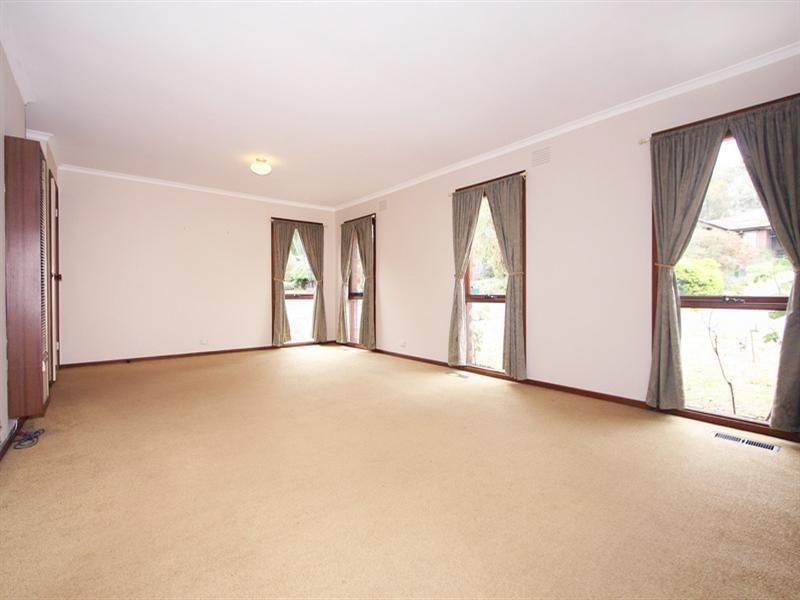25 Davison Street, Mitcham VIC 3132