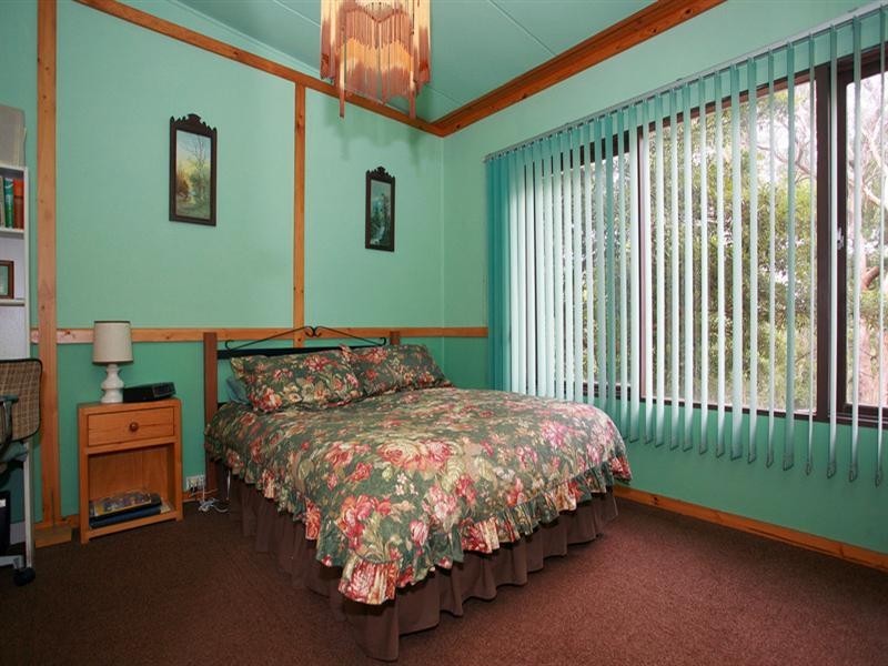 43 Aurum Crescent, Ringwood North VIC 3134