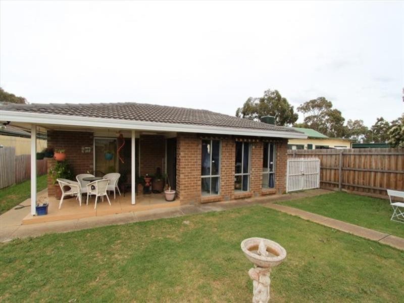 7 Tamar Drive, Melton South VIC 3338