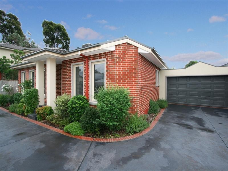 2/32 Holland Road, Ringwood East VIC 3135