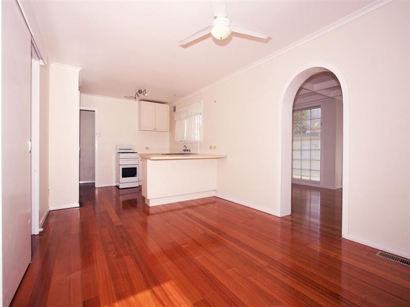 76 Maidstone Street, Ringwood VIC 3134