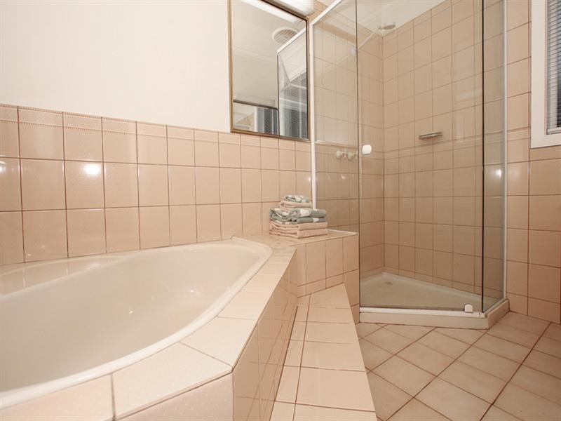 13-15 Granard Avenue, Park Orchards VIC 3114