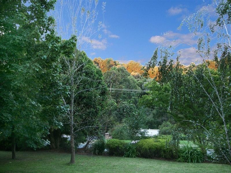 13-15 Granard Avenue, Park Orchards VIC 3114