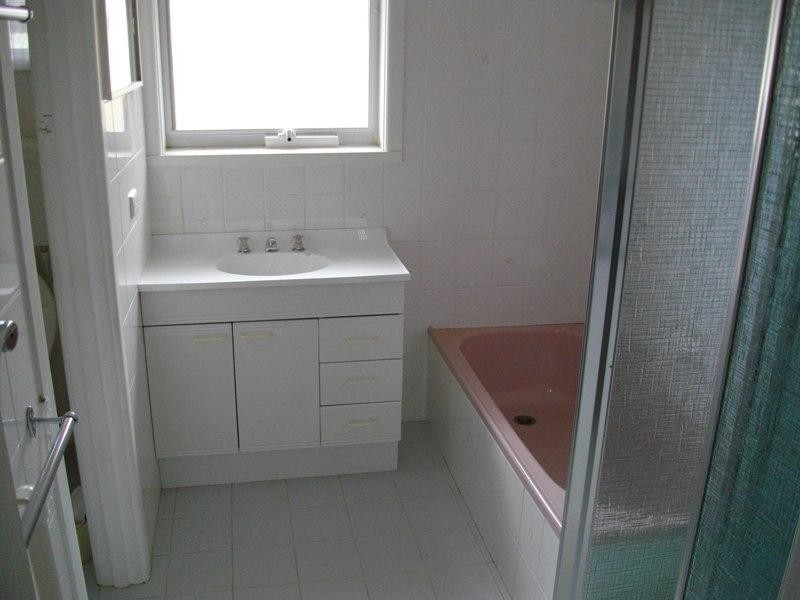 18 South Parade, Blackburn VIC 3130