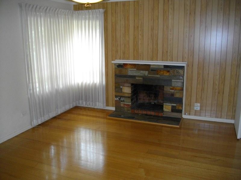 18 South Parade, Blackburn VIC 3130