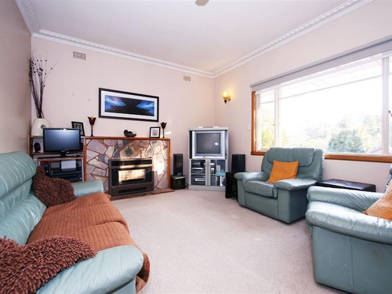 36 Alvena Crescent, Heathmont VIC 3135