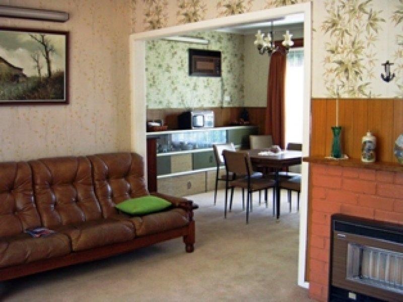 10 Fernwood Avenue, Ringwood East VIC 3135