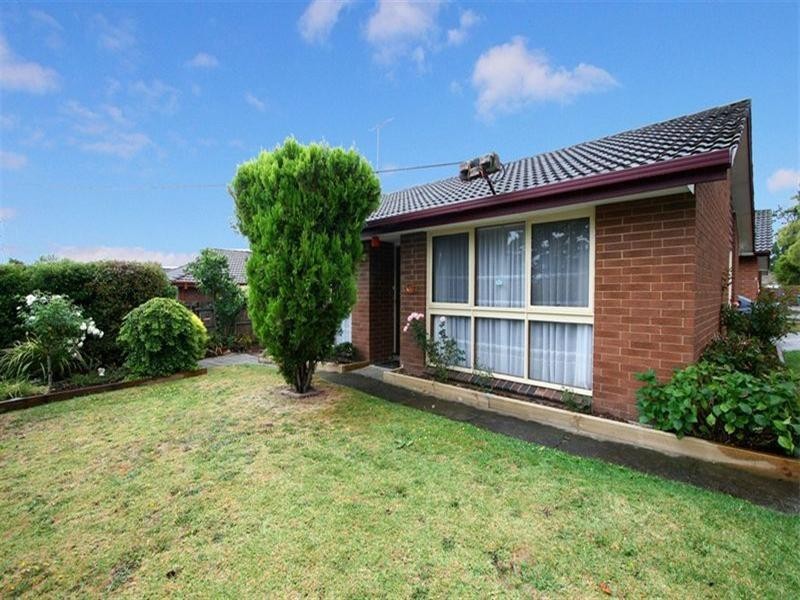 1/4 Barkly Street, Ringwood VIC 3134