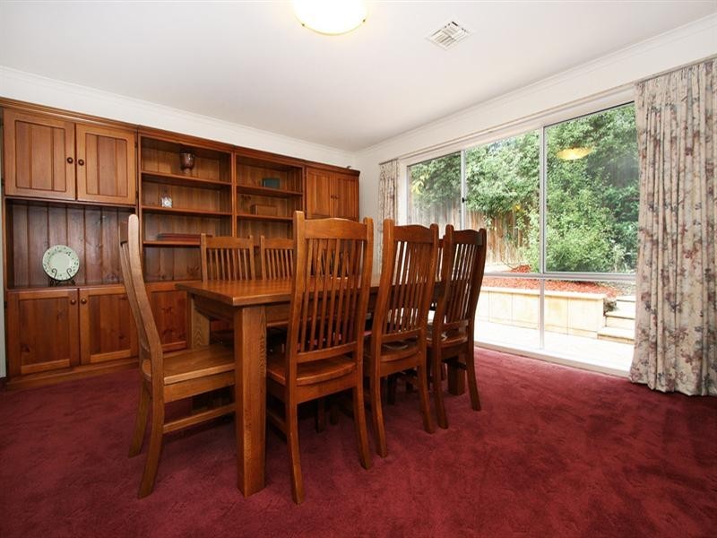 21 Lynwood Avenue, Ringwood East VIC 3135