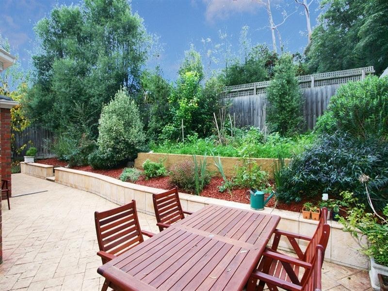 21 Lynwood Avenue, Ringwood East VIC 3135