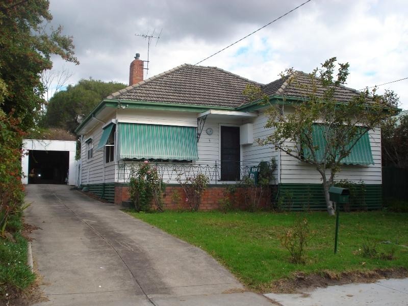 5 Heatherbrae Avenue, Ringwood VIC 3134