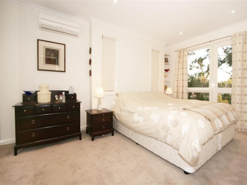 58 Evelyn Road, Ringwood North VIC 3134