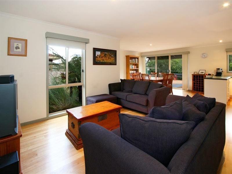 1/3 Andrew Street, Ringwood VIC 3134