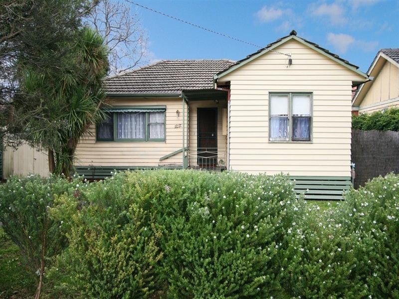 67 New Street, Ringwood VIC 3134