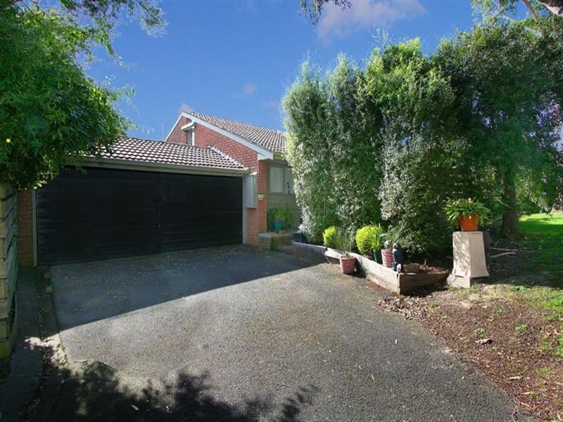 2/4 Illoura Avenue, Ringwood East VIC 3135