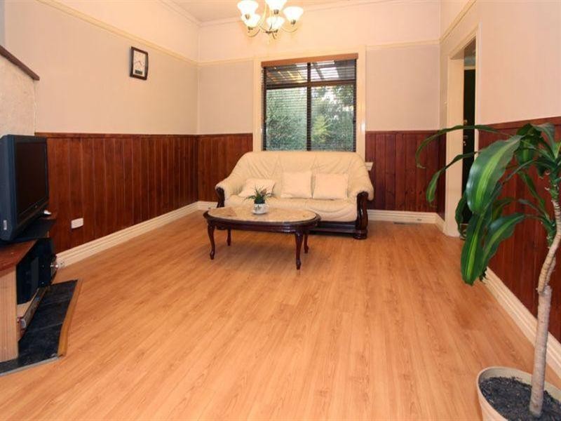 72 Bedford Road, Ringwood VIC 3134