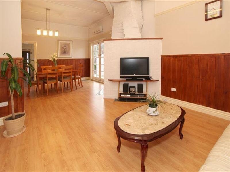 72 Bedford Road, Ringwood VIC 3134