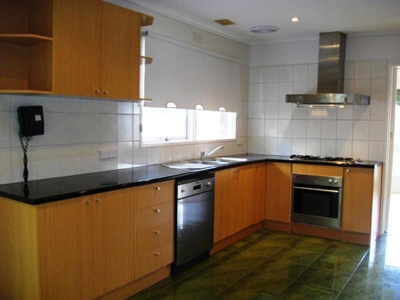 72 Glenvale Road, Ringwood North VIC 3134