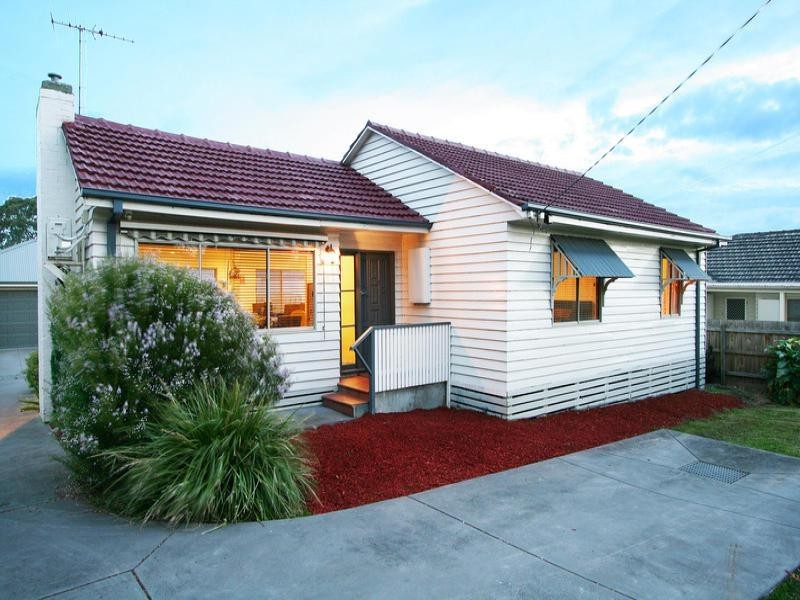 5 Neville Street, Ringwood VIC 3134