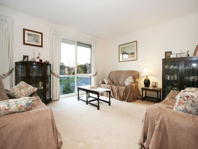 35 Strathfield Parade, Croydon VIC 3136